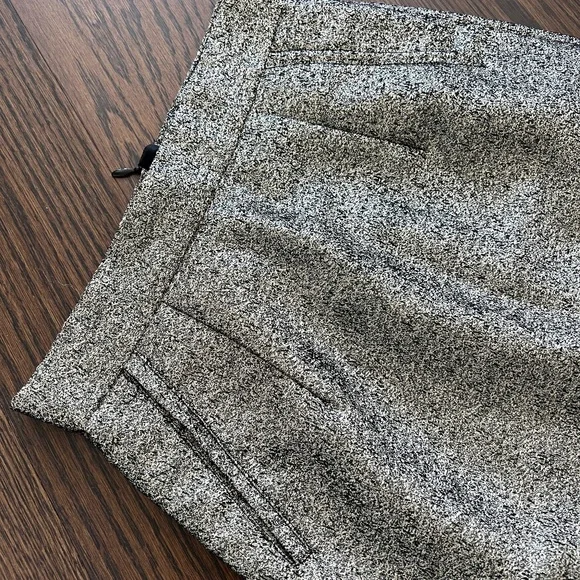 H&M Gold Metallic Skirt - Picture 3 of 9